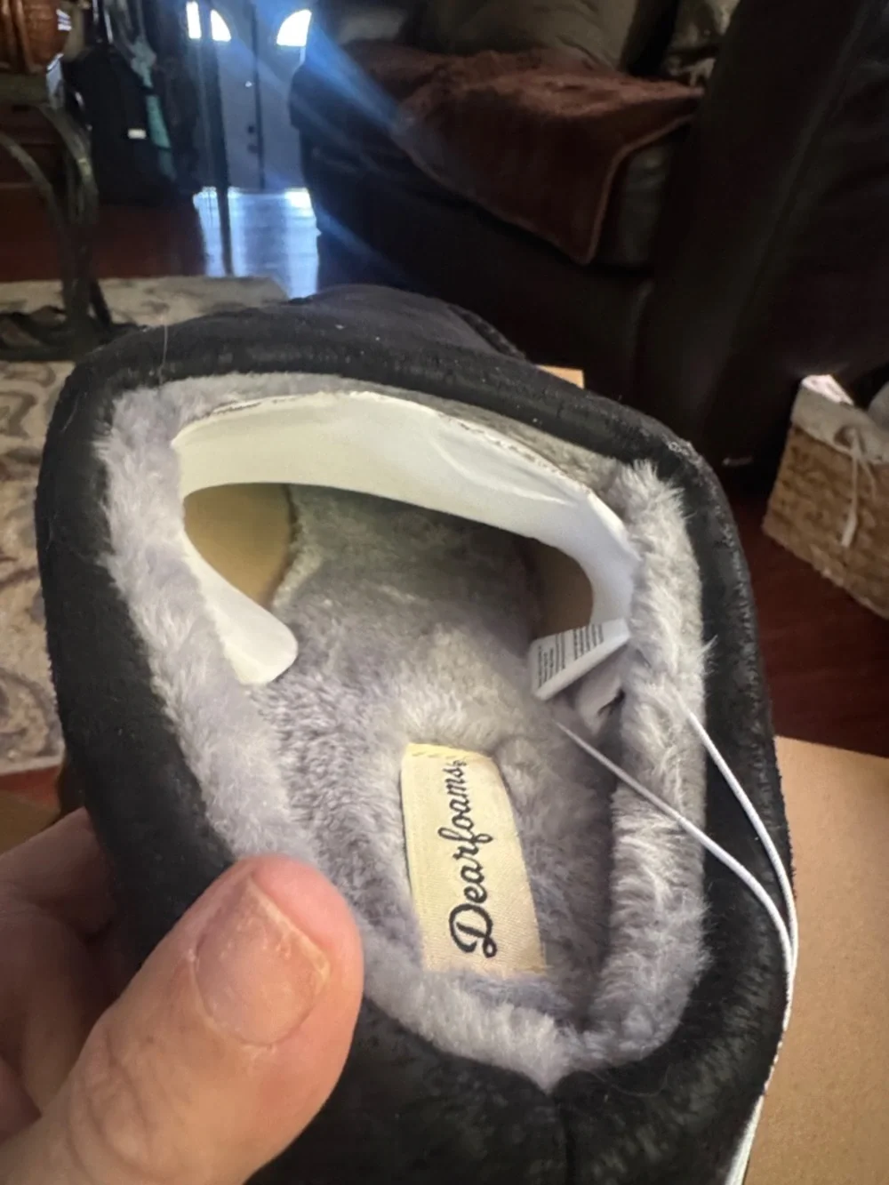 dearfoams Men's Black Slip-On Memory Foam Shoe